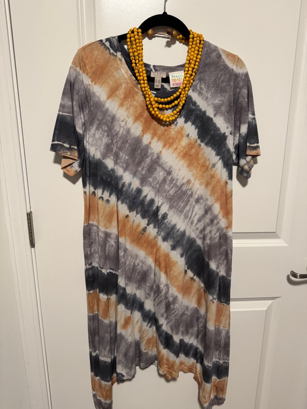 LOGO by Lori Goldstein Beach to Street tie dye dress with sharkbite hem. NWOT.